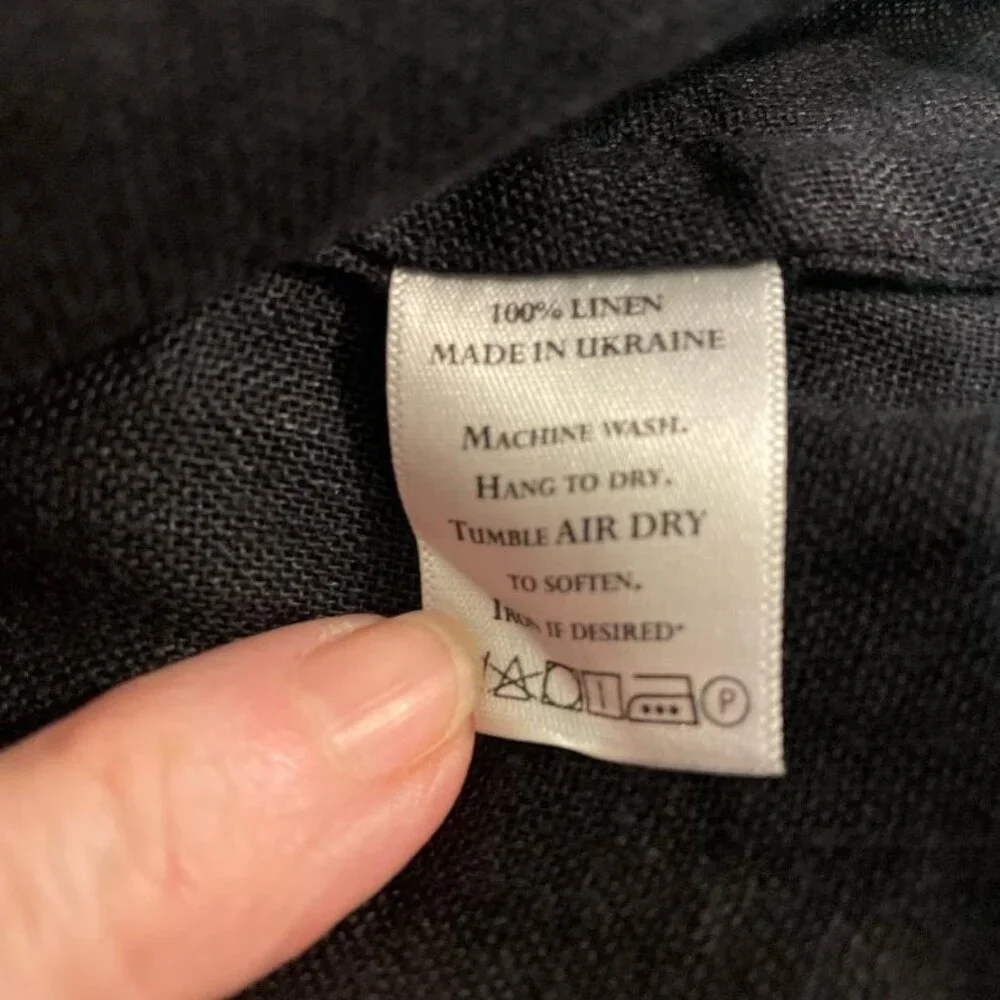 100% Linen Black Blouse - Picture 6 of 7